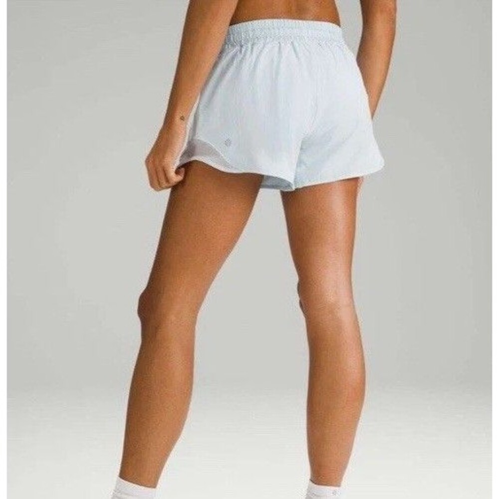 Lululemon bundle of 3  Hotty Hot Low-Rise Lined Short 2.5" Size 10 - Picture 4 of 16